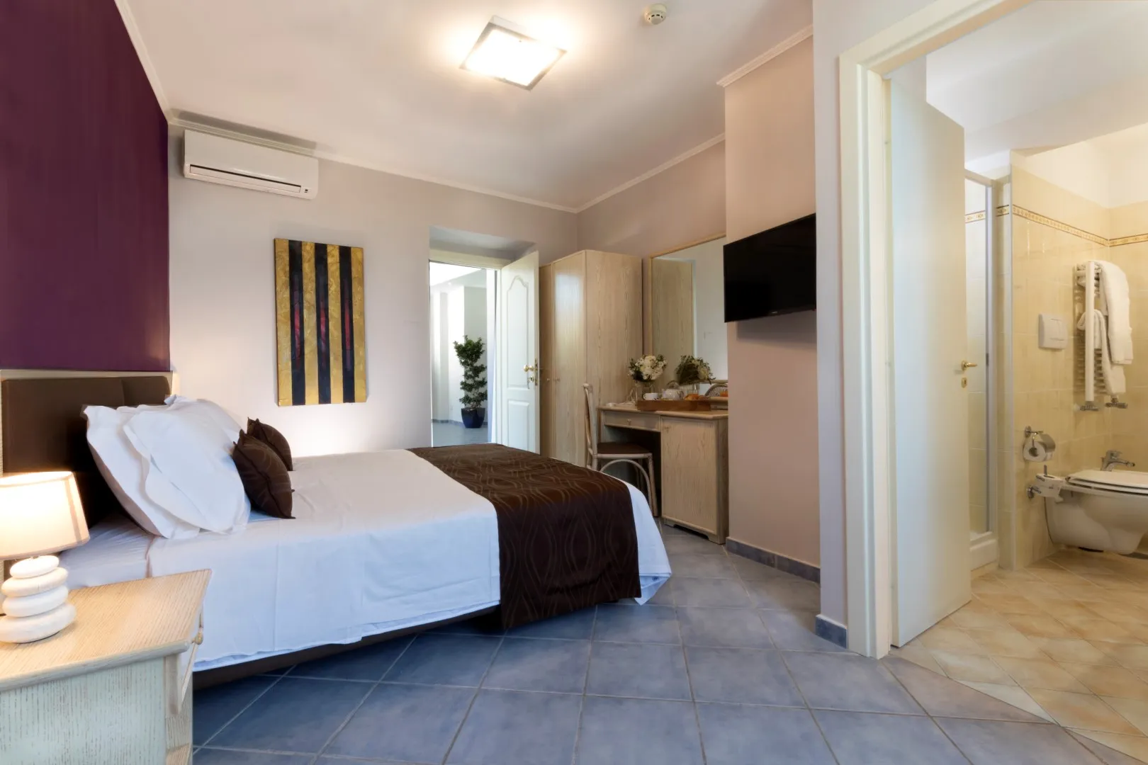 Comfort Room
